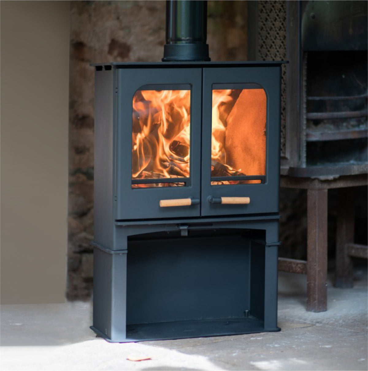 Northern Flame Panoramic Twin Door With Stand — main product photo