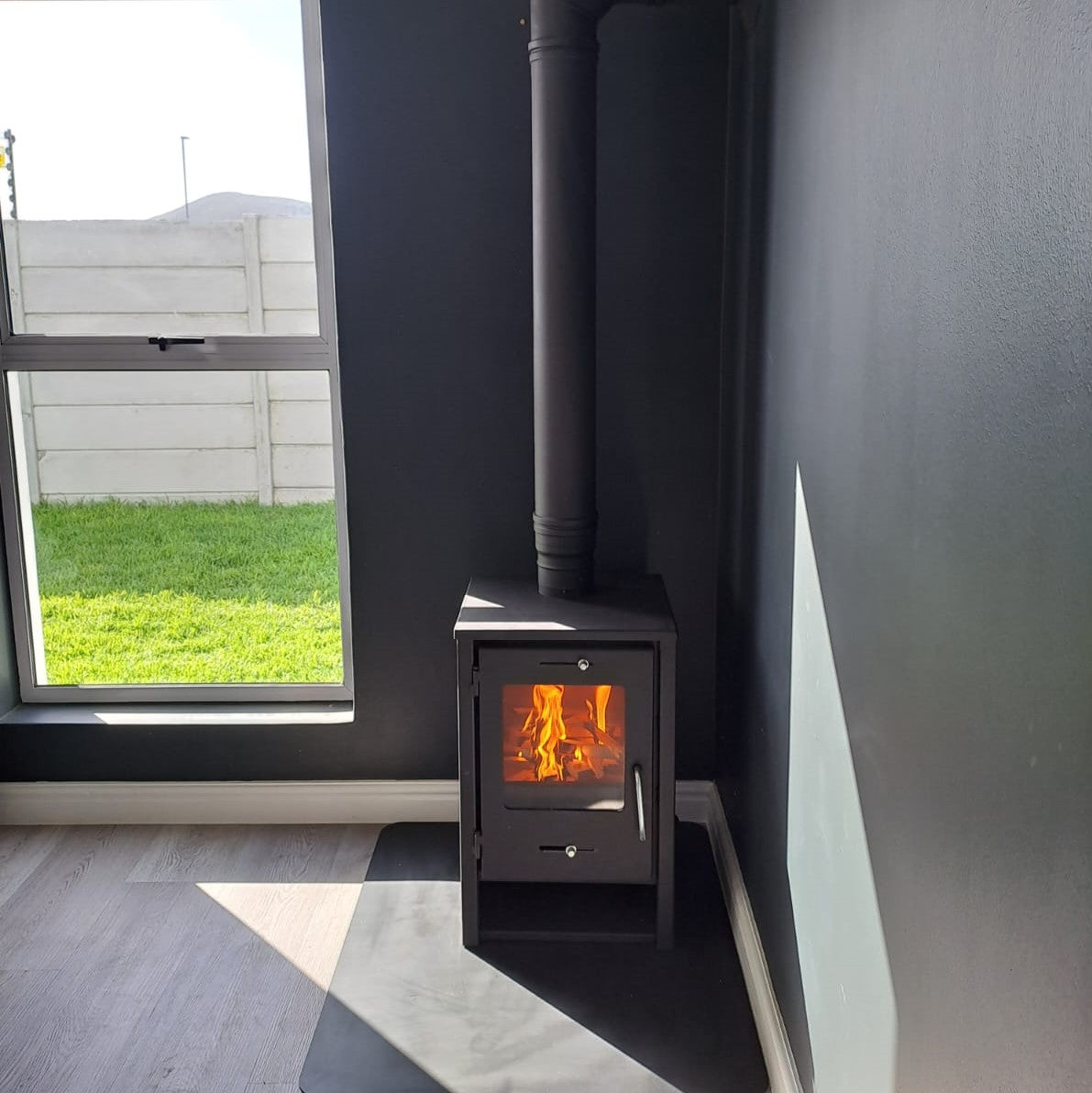 Ackerman – W14 freestanding wood Fireplace 6,8kw