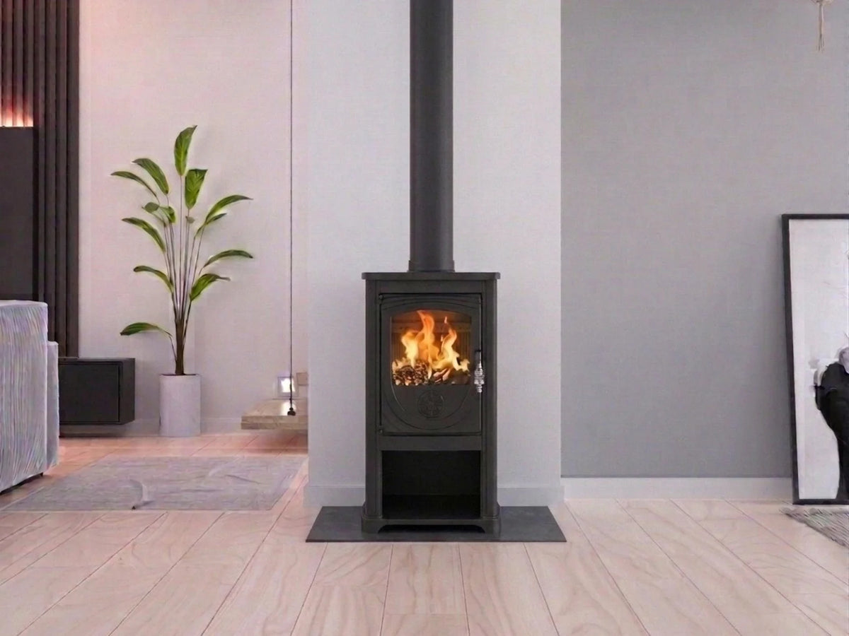 Nordflam Fokus fireplace in use